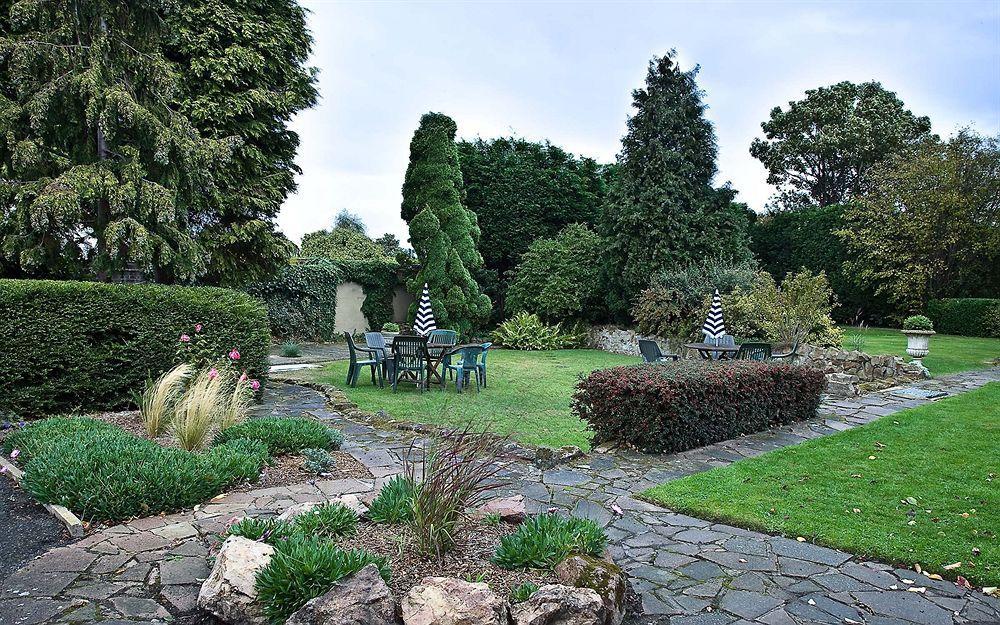 The Cedars Hotel, Loughborough Bagian luar foto