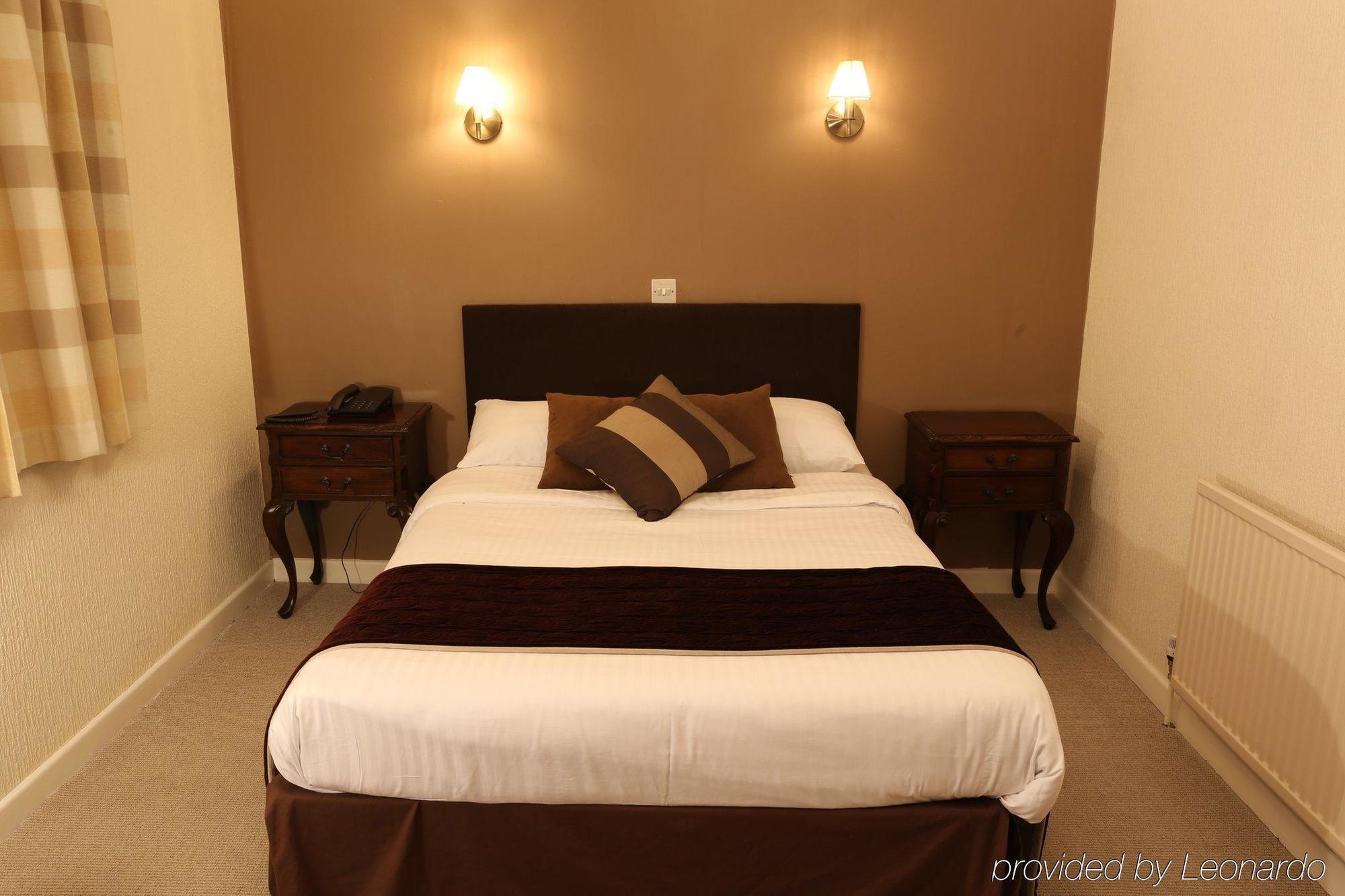 The Cedars Hotel, Loughborough Bagian luar foto